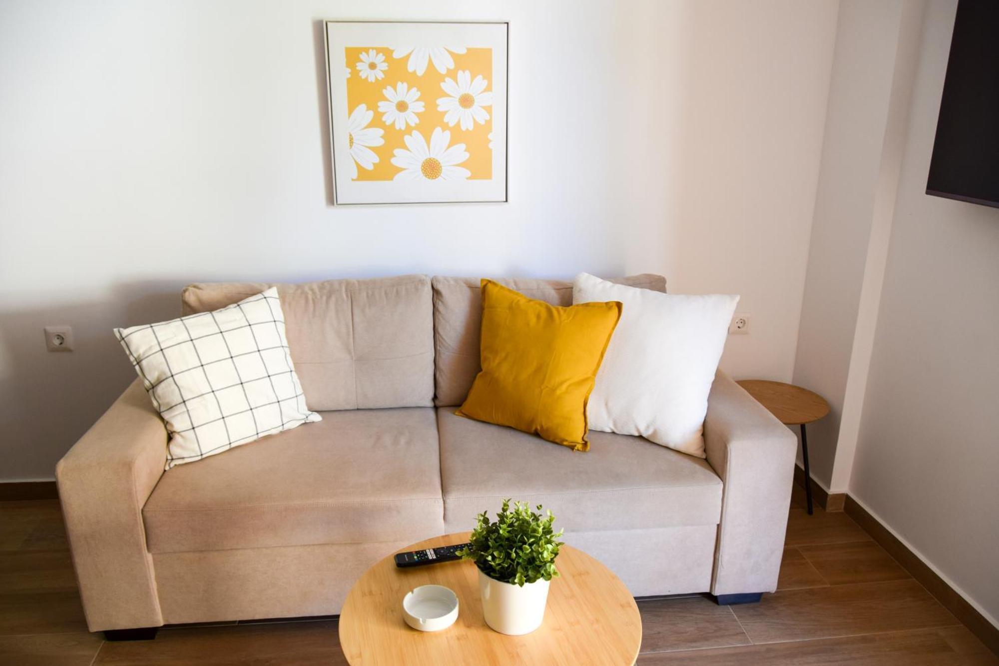 Andy'S Plaza Apartment อาเยีย เปลาเยีย ภายนอก รูปภาพ