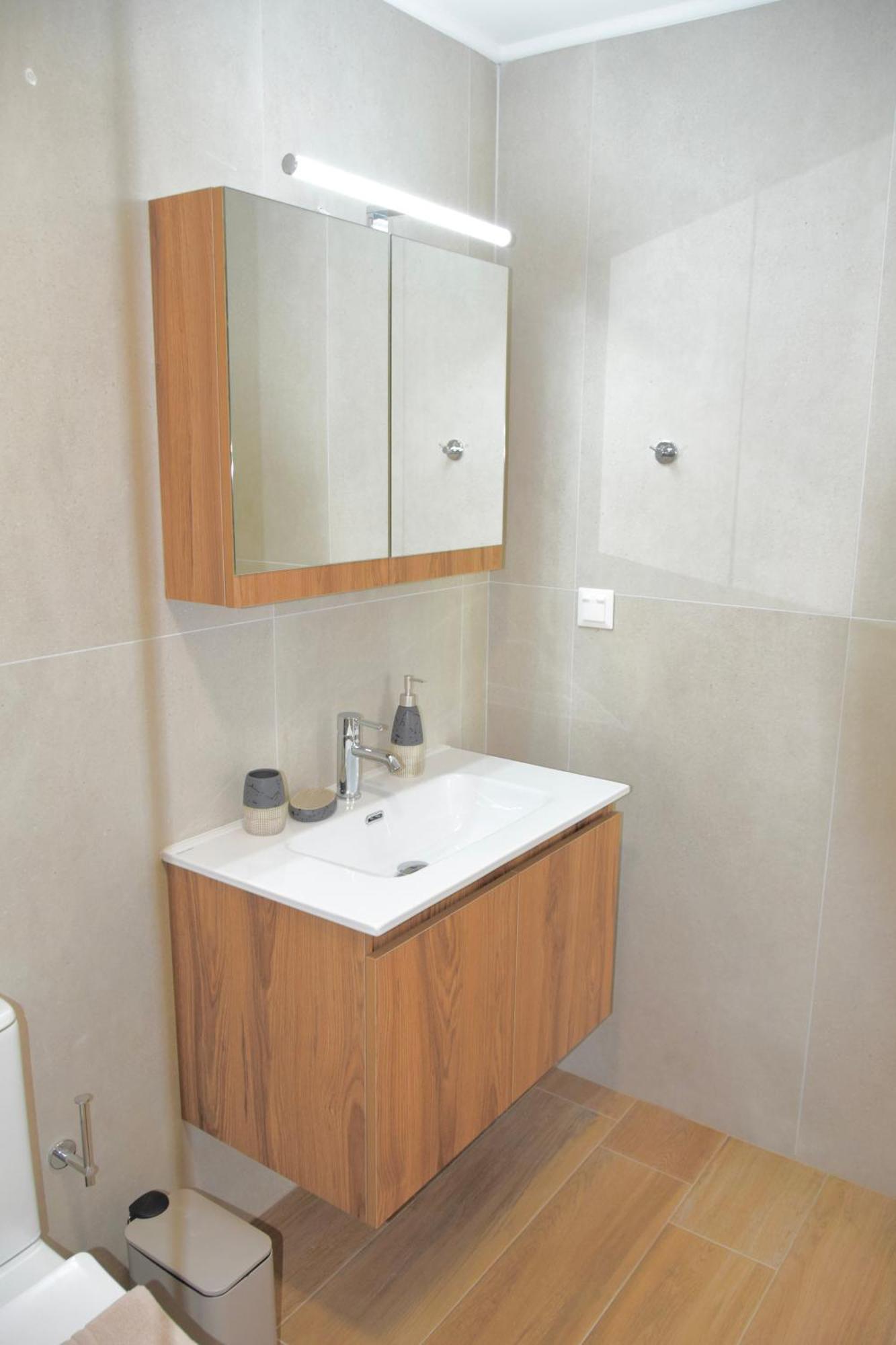 Andy'S Plaza Apartment อาเยีย เปลาเยีย ภายนอก รูปภาพ
